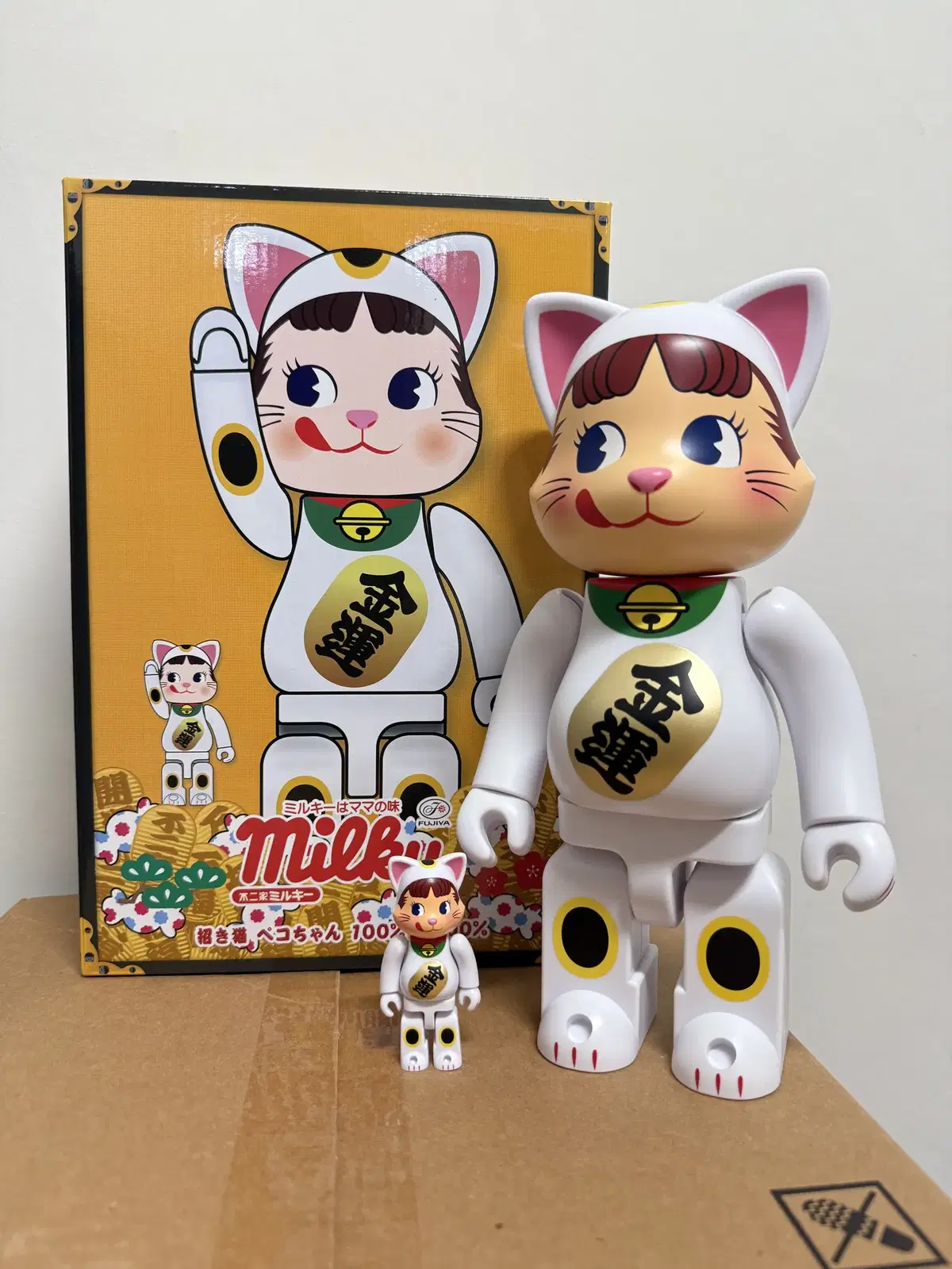 Bearbrick 베어브릭 X 페코 peko 100,  400 풀박 판매